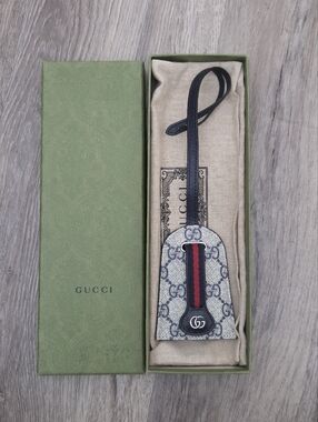 Gucci Ophidia GG Supreme Key Charm